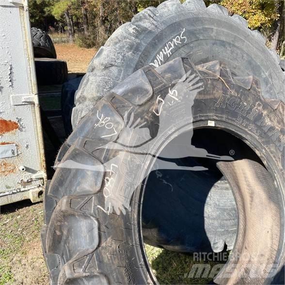 BKT 480/70R34 Ostalo za građevinarstvo