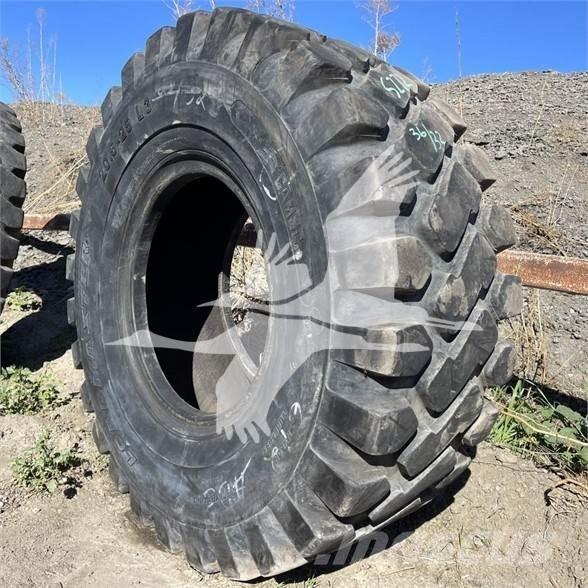  CAMSO 20.5X25 Gume, točkovi i felne