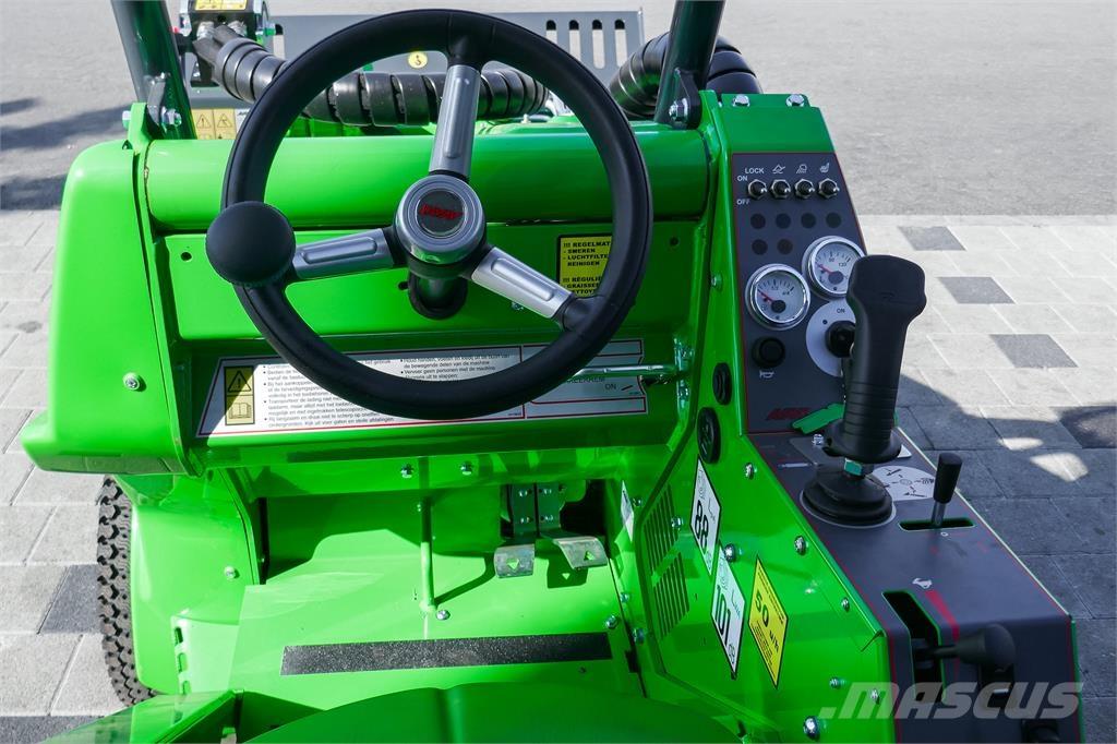 Avant M 423 Mini bageri < 7t