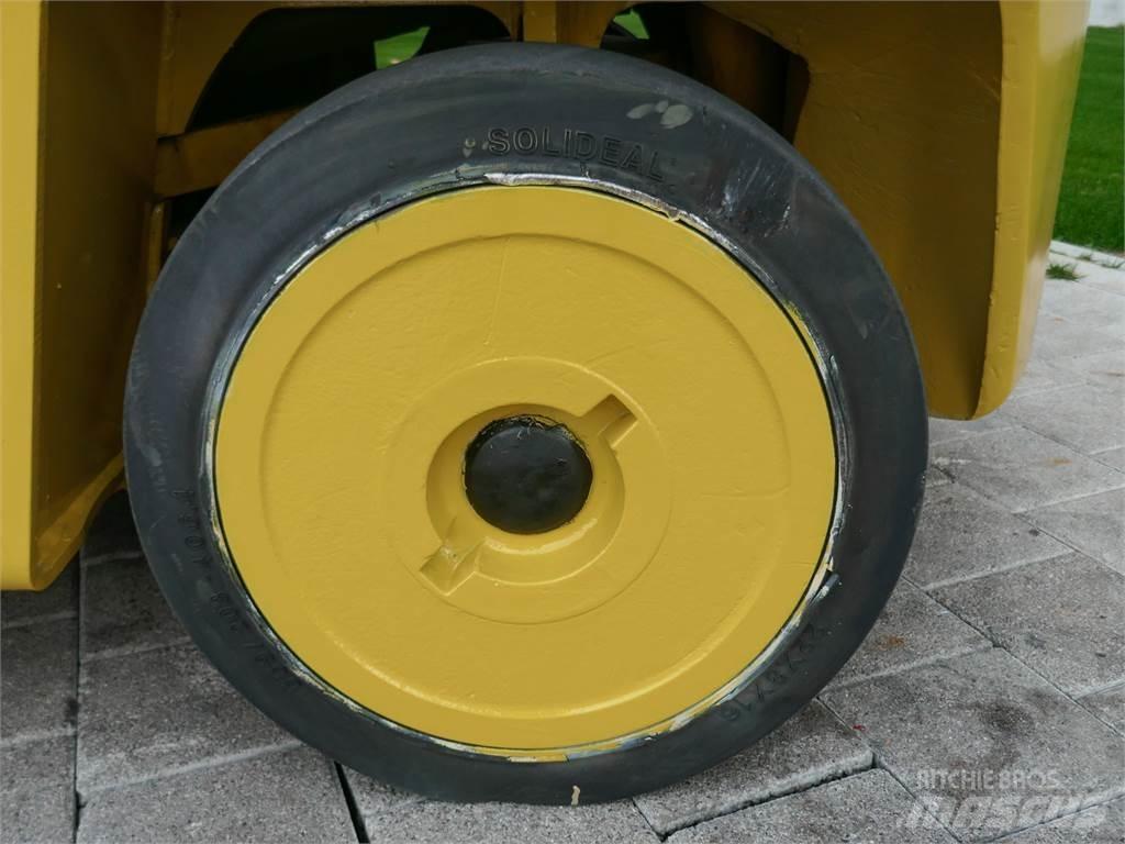 Hyster S 7.00 XL Plinski viljuškari