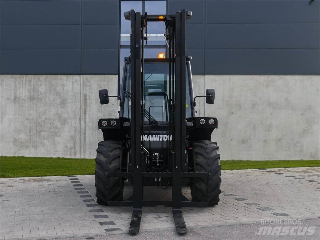 Manitou M 30-4 Vanterenski viljuškar