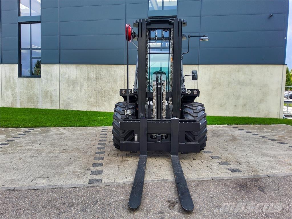 Manitou M 50-4 Vanterenski viljuškar