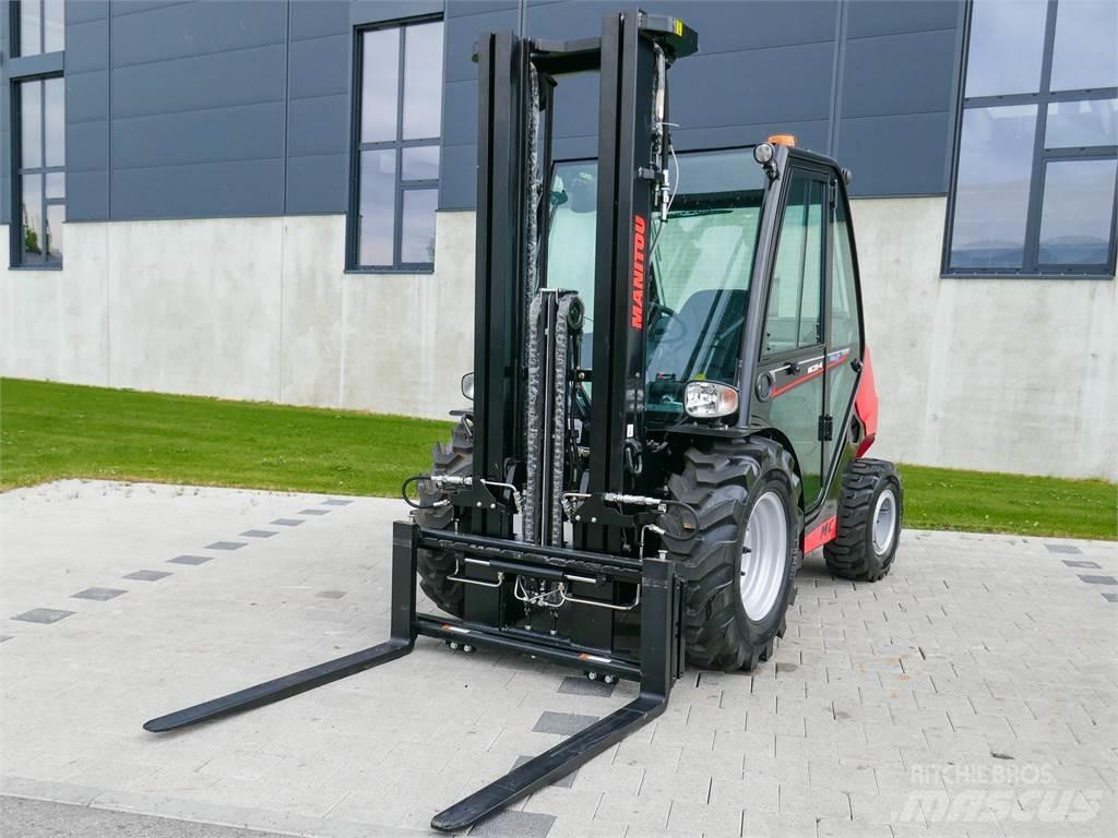 Manitou MC 25-4 Vanterenski viljuškar