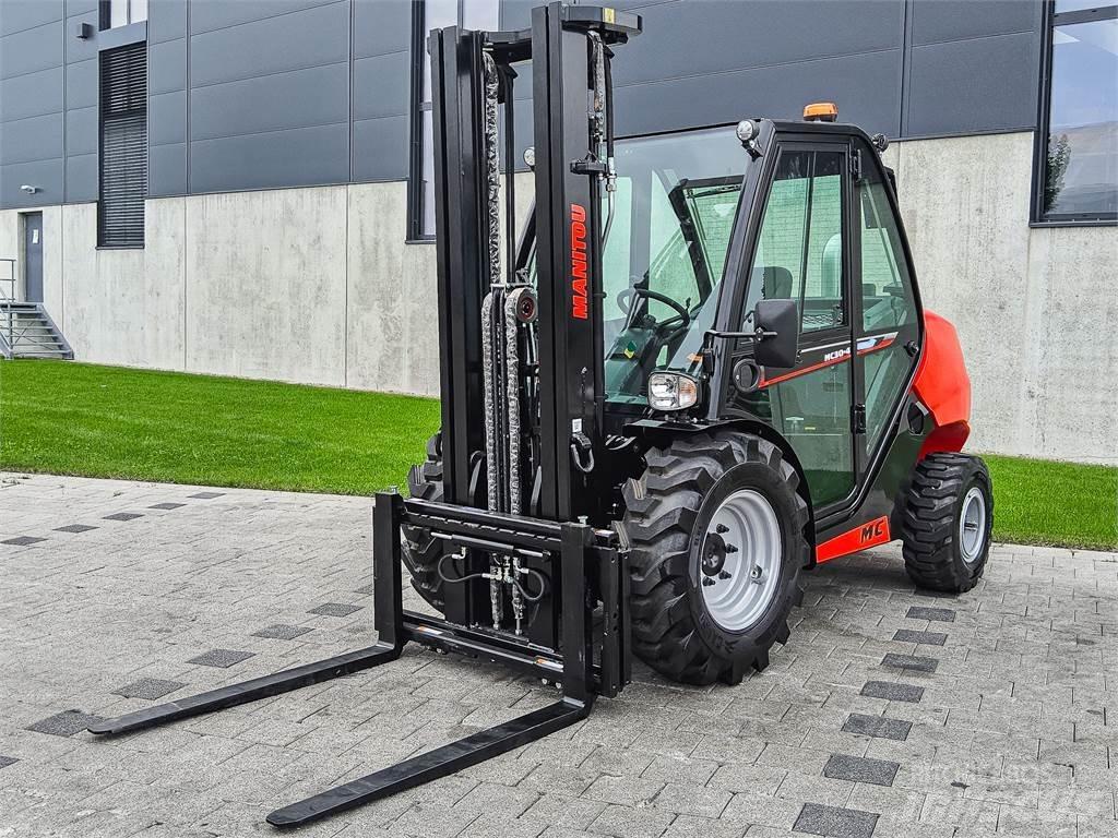 Manitou MC 30-4 Vanterenski viljuškar