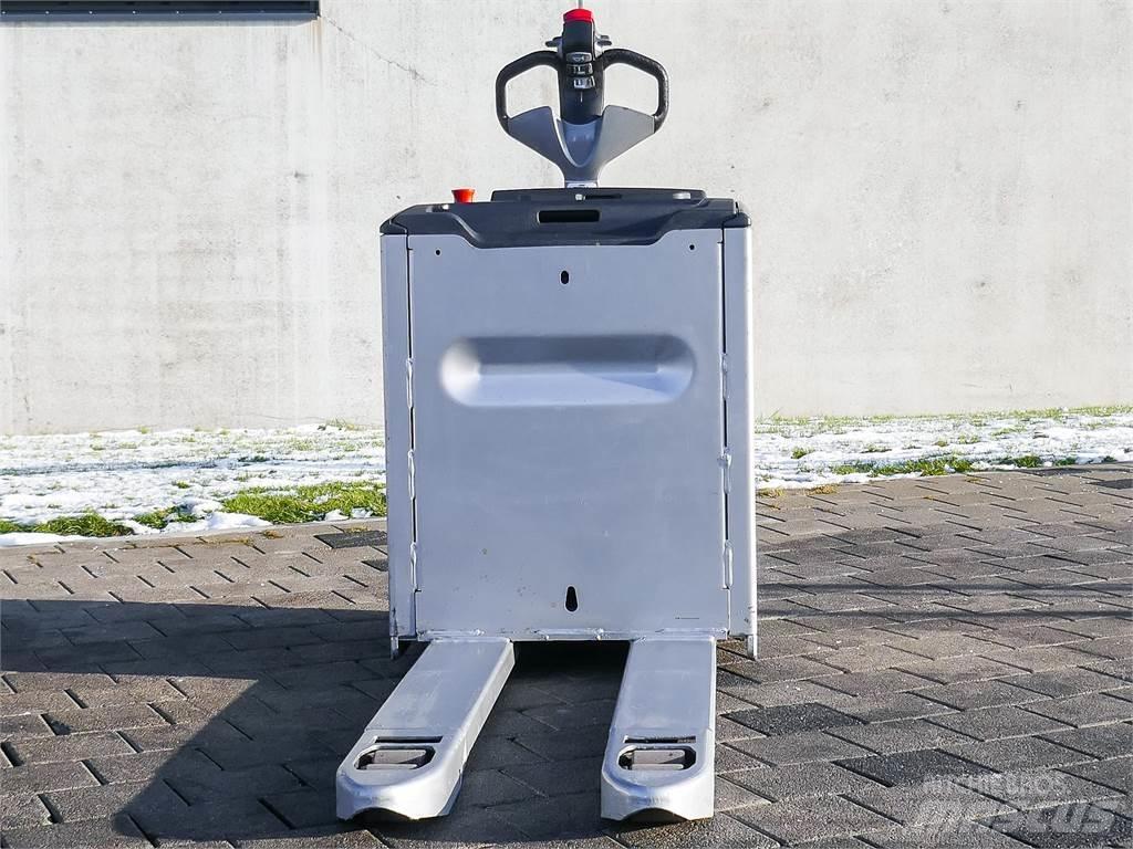 Still EXH 30 Ručni električni viljuškar