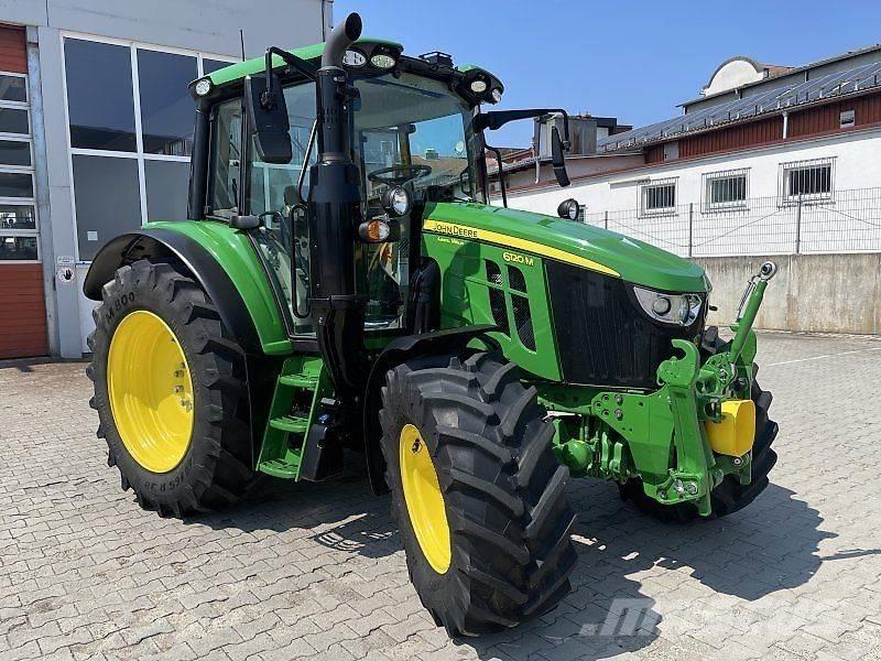 John Deere 6120M Traktori