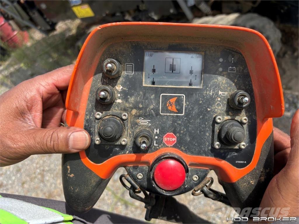 Ditch Witch JT24 Oprema za horizontalno usmereno bušenje