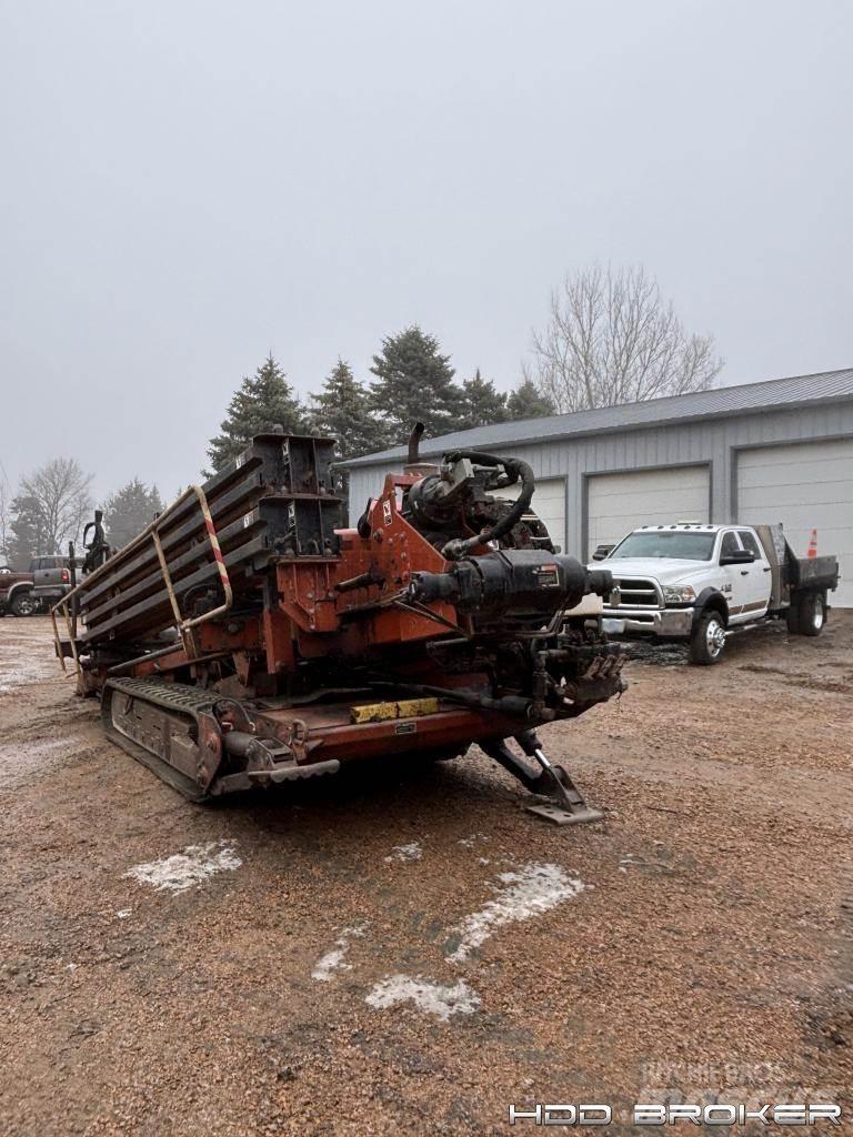 Ditch Witch JT4020 Oprema za horizontalno usmereno bušenje