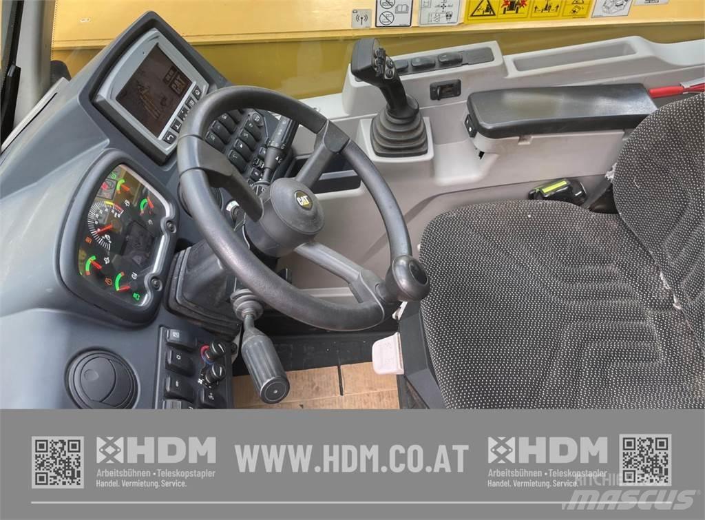 CAT TH408D Teleskopski viljuškari