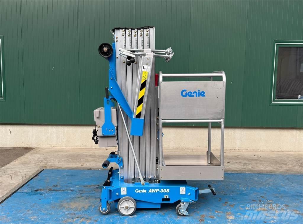 Genie AWP-30S AC Ostali kranovi i platforme