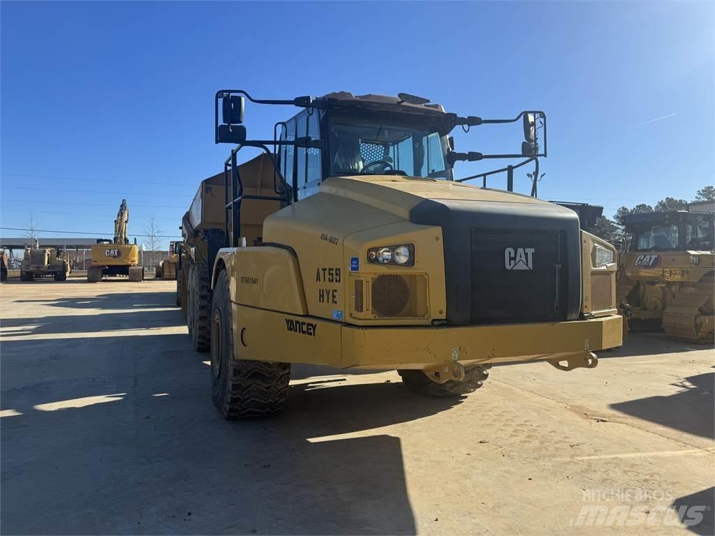 CAT 745 Zglobni damperi