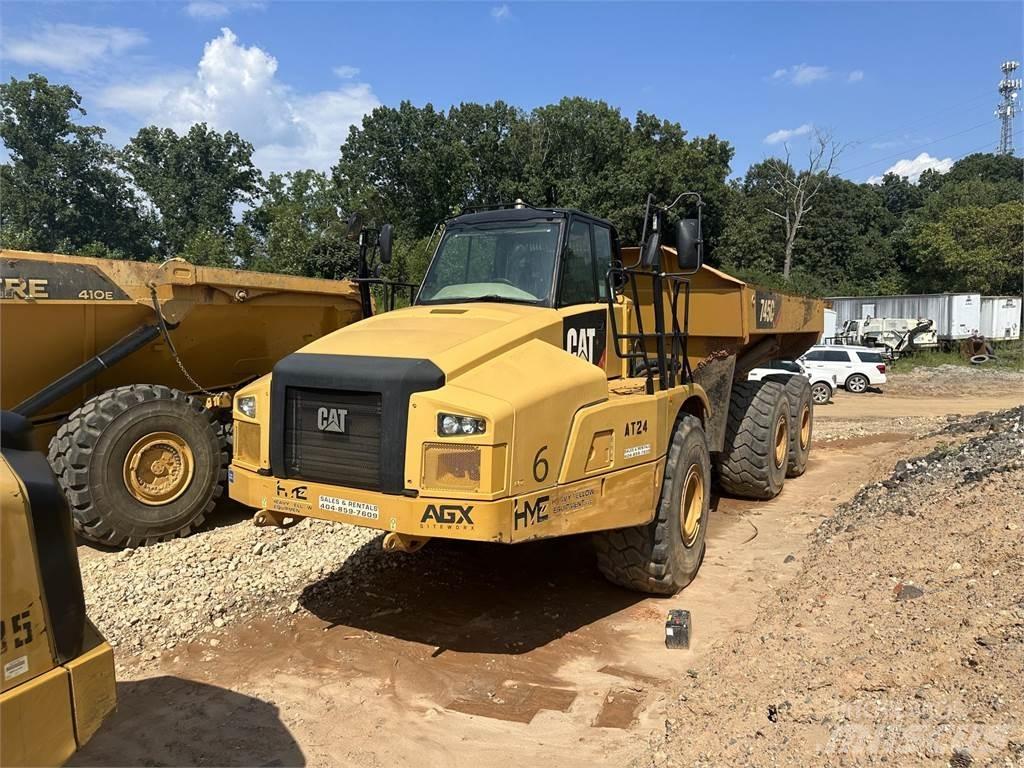 CAT 745C Zglobni damperi