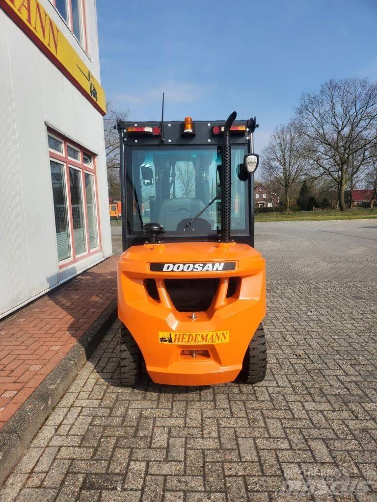 Doosan D30S-7 Dizelski viljuškari