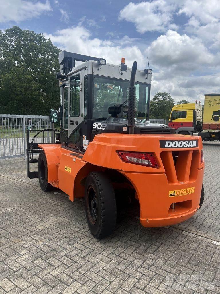 Doosan D90S-7 Dizelski viljuškari