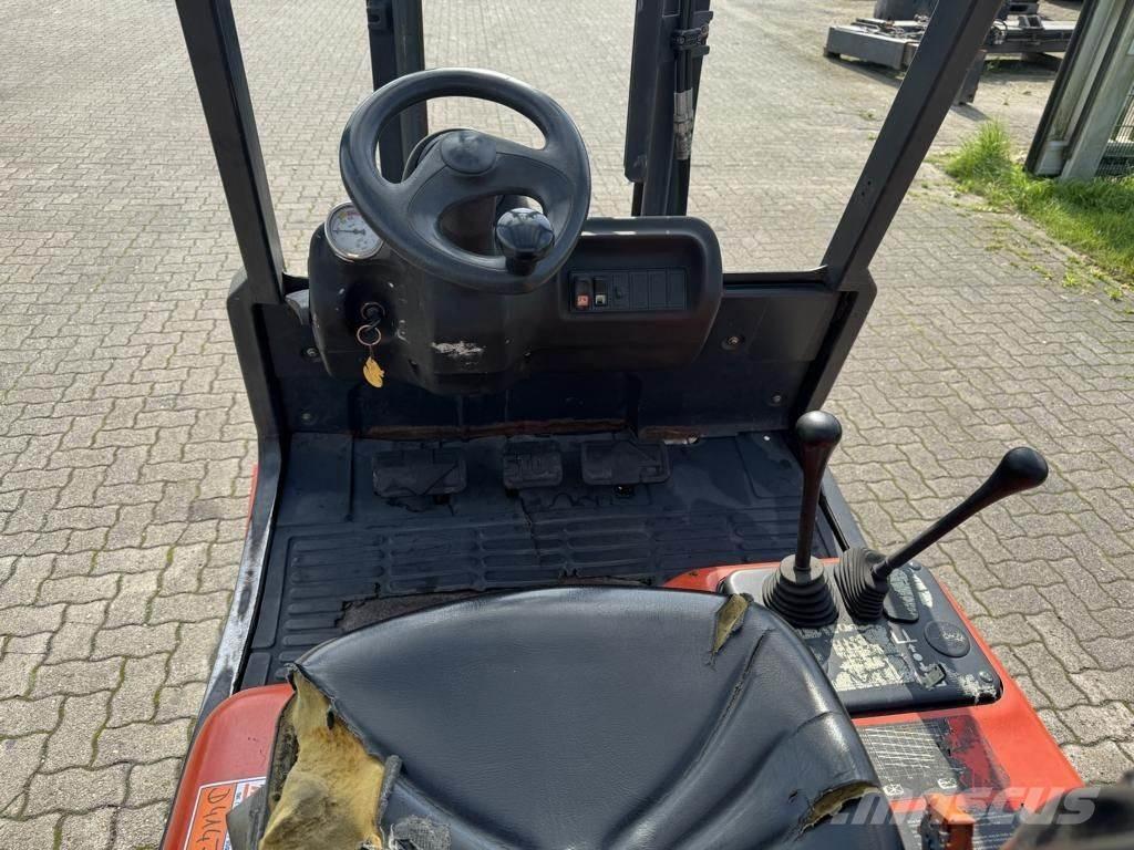 Linde H30D-03 Dizelski viljuškari