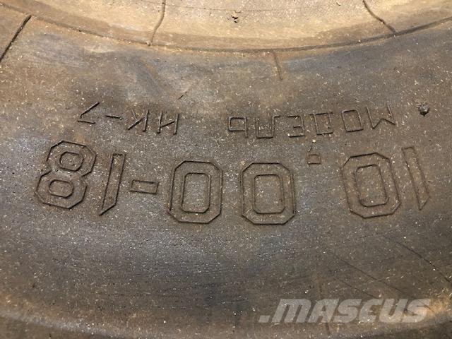  10.00-18 Stomil dæk - 3 stk. Gume, točkovi i felne