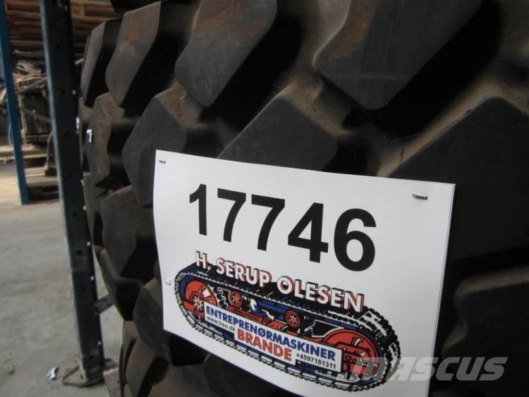  13.00R20 dæk - 1 stk. Gume, točkovi i felne