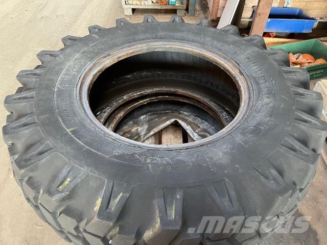  14.9XR25 Nokia dæk - 2 stk Gume, točkovi i felne