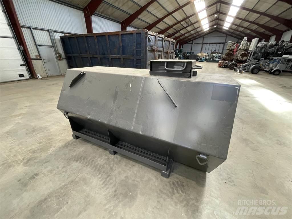  2000 ltr (ca) dieseltank Ostale komponente za građevinarstvo