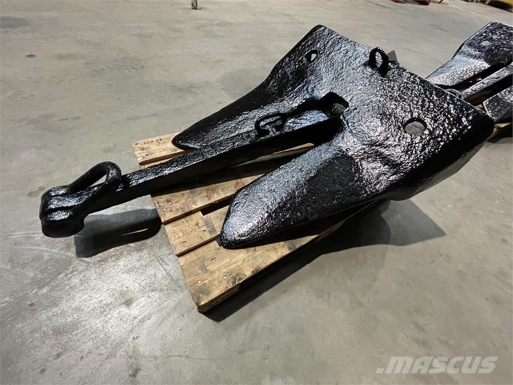  420 kg AC 14 Anker Brodski motori