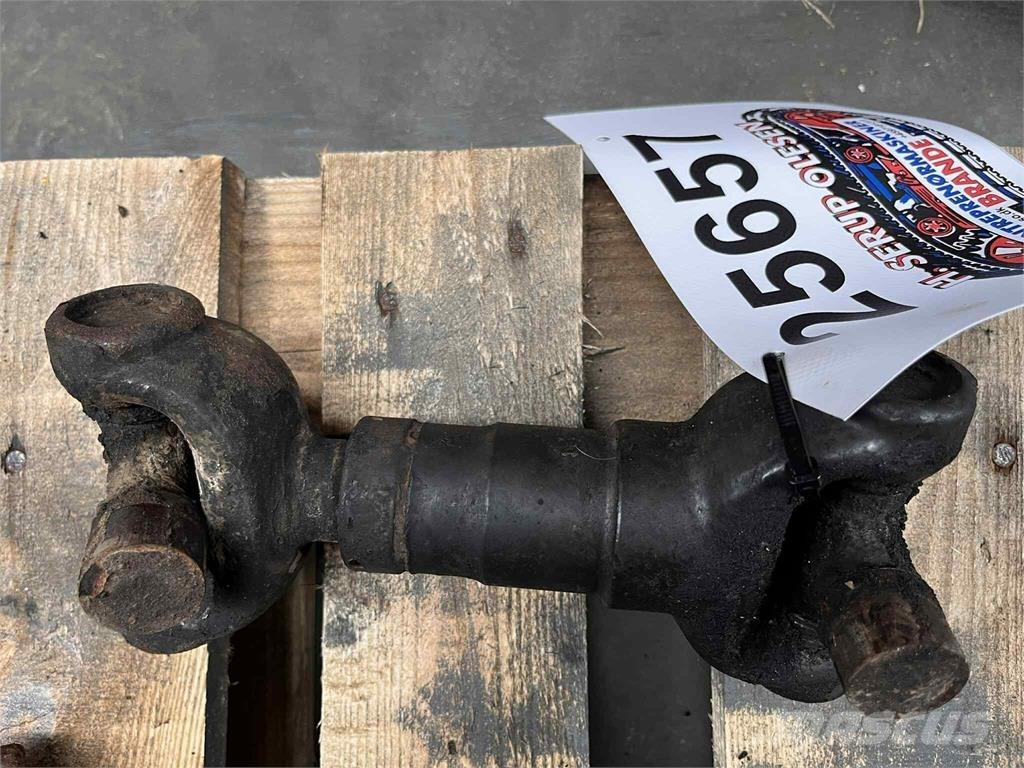 CASE 695SR kardan Ostale komponente za građevinarstvo
