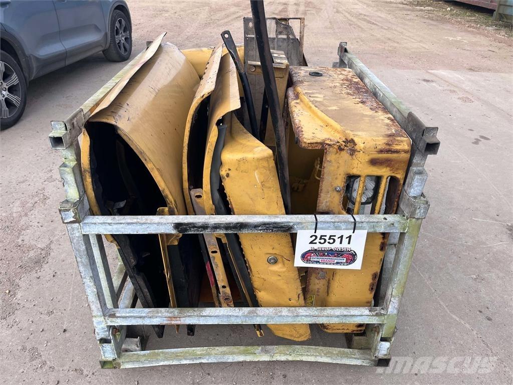 CAT 323D Skærme Ostale komponente za građevinarstvo