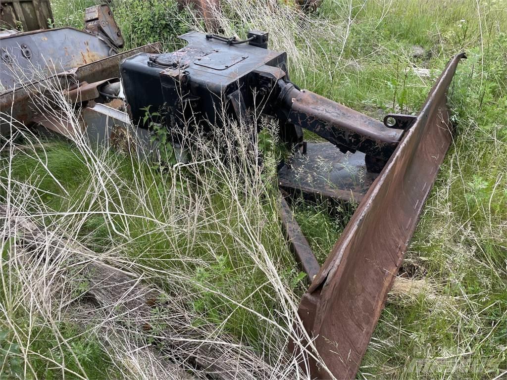  Dozerblad ex. Åkerman H7MB Ostale komponente za građevinarstvo