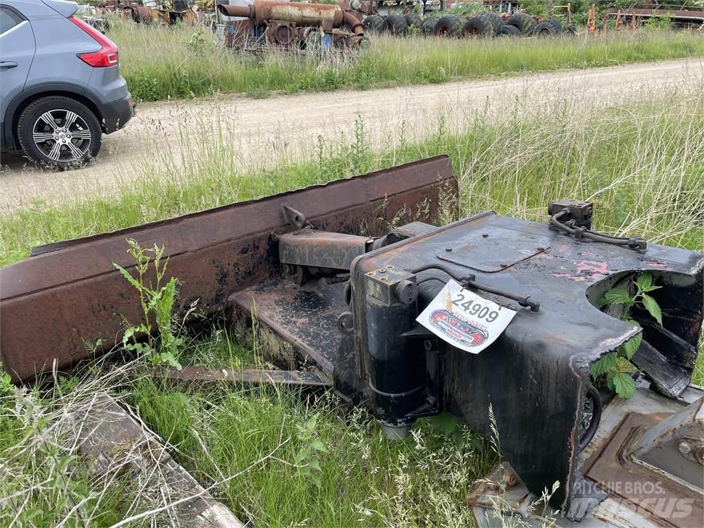  Dozerblad ex. Åkerman H7MB Ostale komponente za građevinarstvo