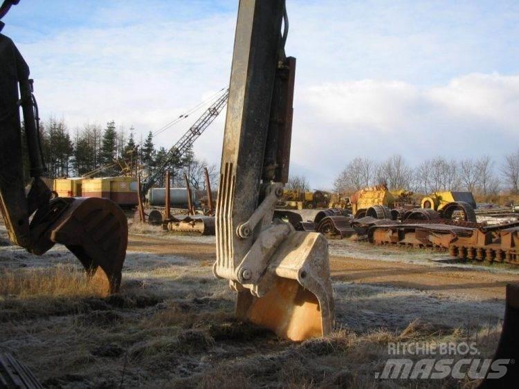 Hitachi UH 181 til ophug Bageri guseničari