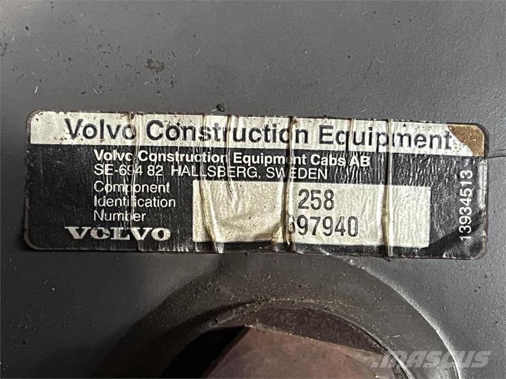  Hydraulik Tank, Volvo L90E Hidraulika