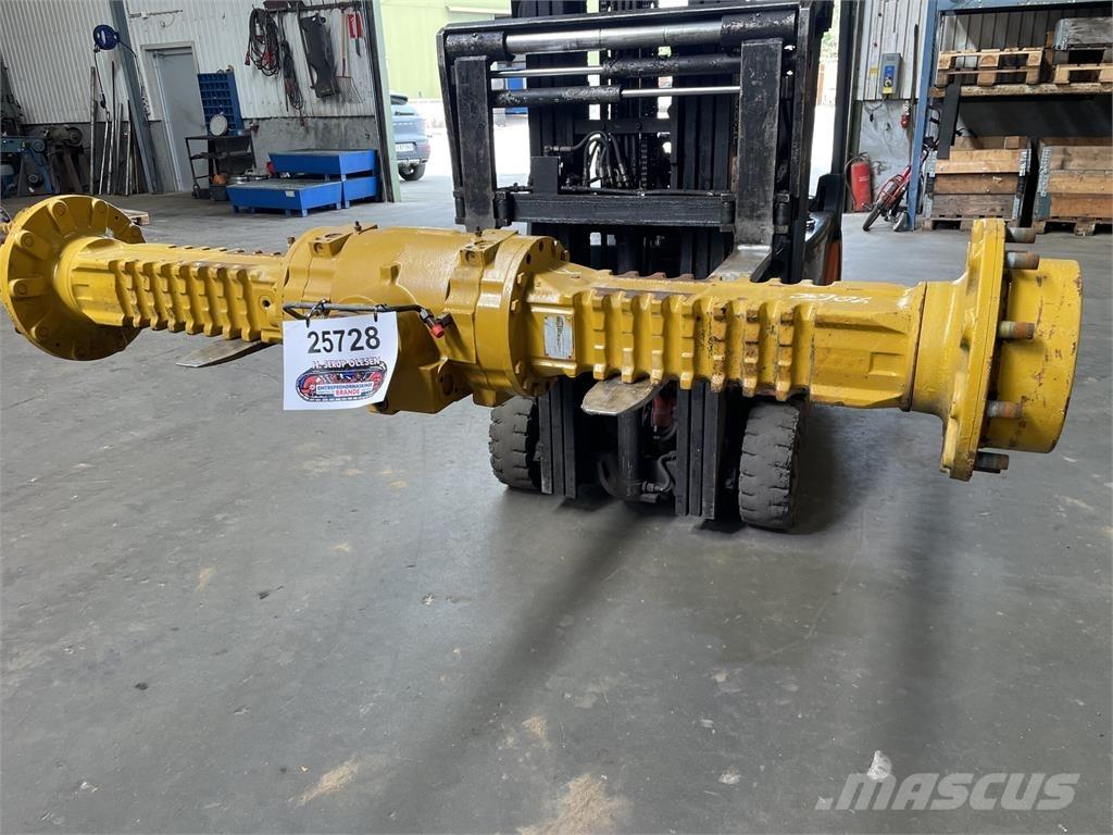 Hydrema 906C frontaksel Osovine