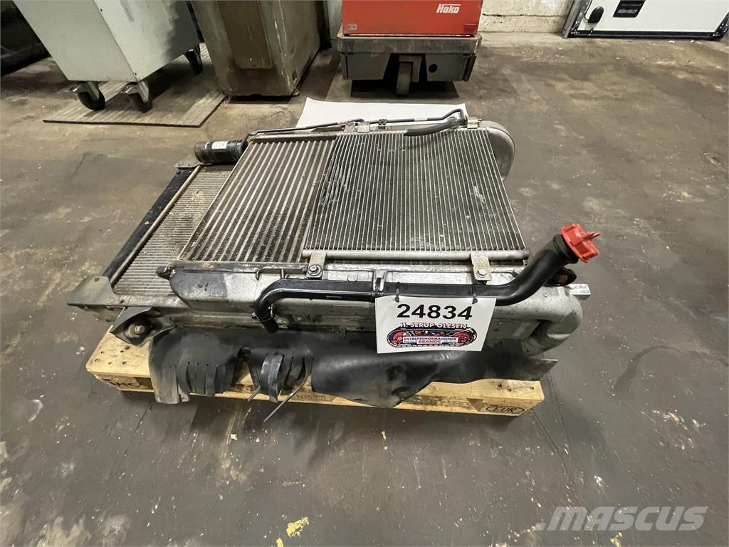  Køler ex. DAF truck Motori za građevinarstvo