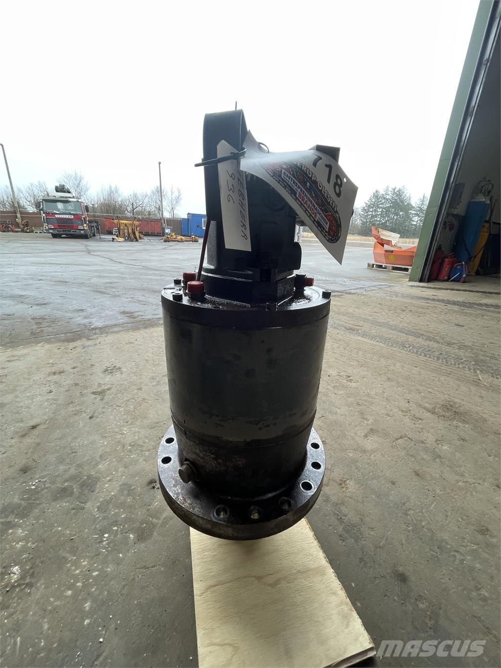 Liebherr R936NLC Krøjegear Transmisija