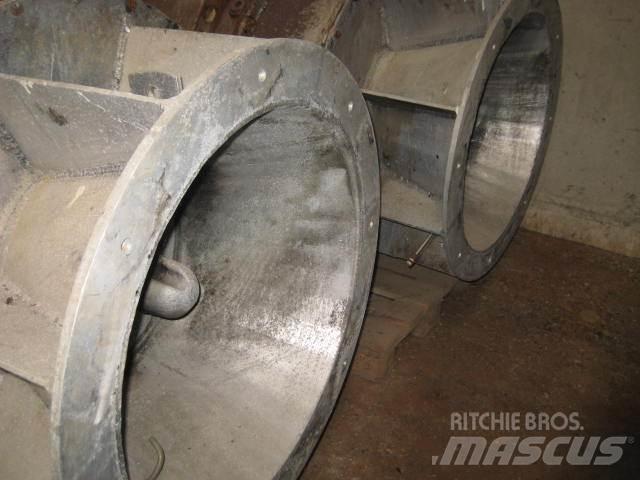 MAN 12V 32/40 turbo - 2 stk Ostale komponente za građevinarstvo