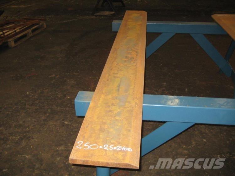  Skærstål 250x25x2300 mm Oprema za cevovod