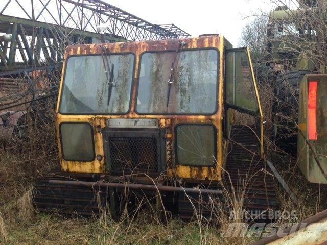  Skidozer 252 Buldožeri guseničari