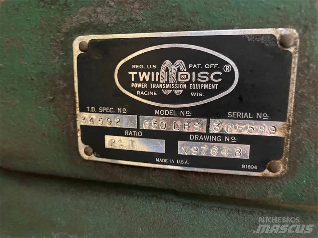  Twin Disc Model 6-C-1502-1 Transmisija
