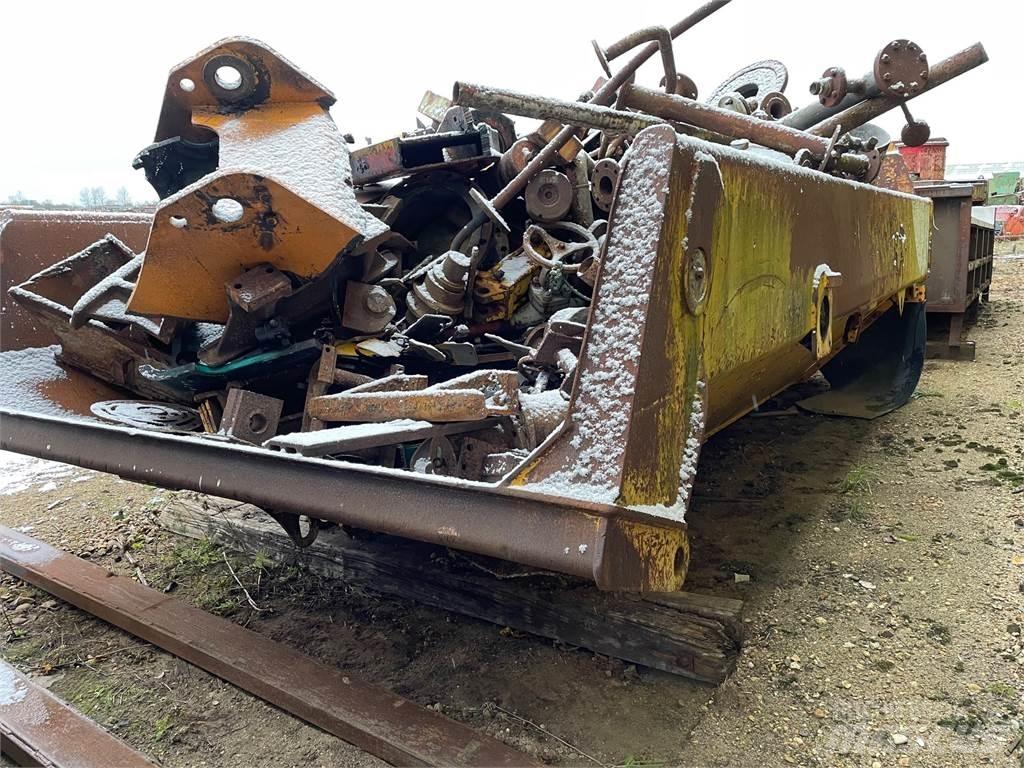 Volvo A25D dumperkasse Damperi za gradilište