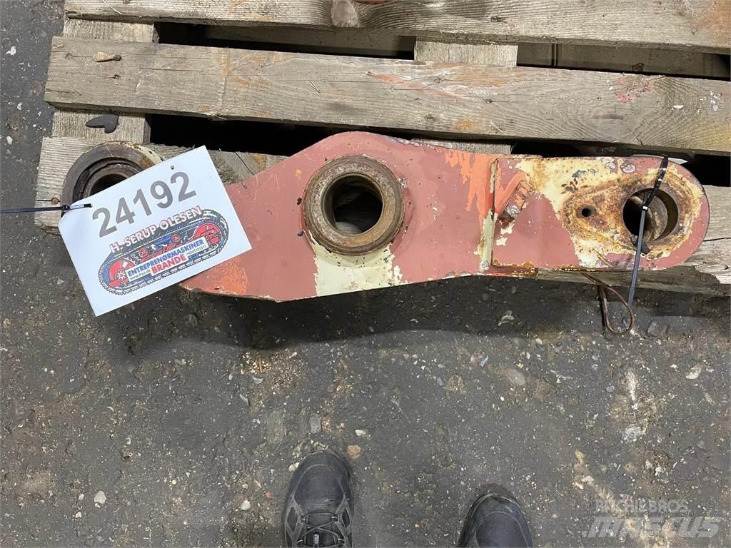 Volvo L120 Link Arm Ostale komponente za građevinarstvo
