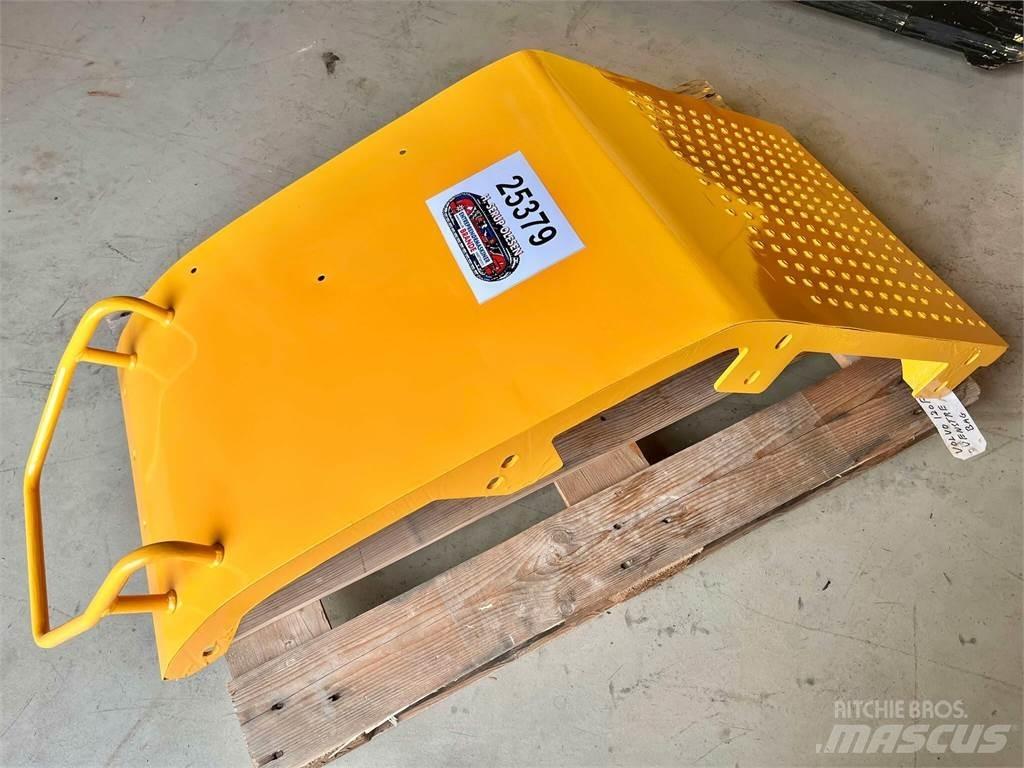 Volvo L120F bagskærm Ostale komponente za građevinarstvo