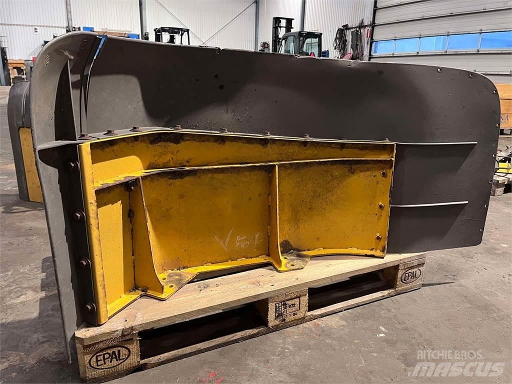 Volvo L120F frontskærm Ostale komponente za građevinarstvo