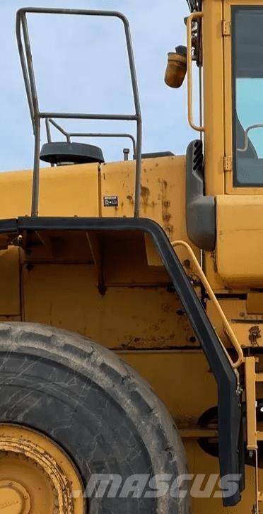 Volvo L220E højre bagskærm Ostale komponente za građevinarstvo