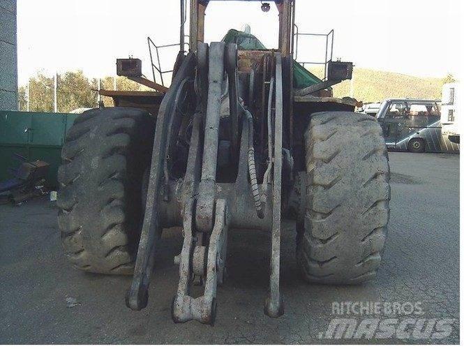 Volvo L220E til ophug Utovarivači na točkove