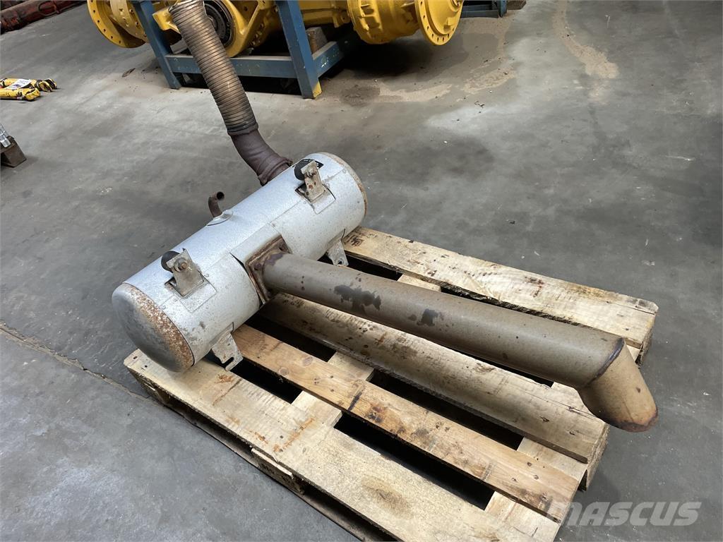 Volvo L70B lyddæmper Motori za građevinarstvo