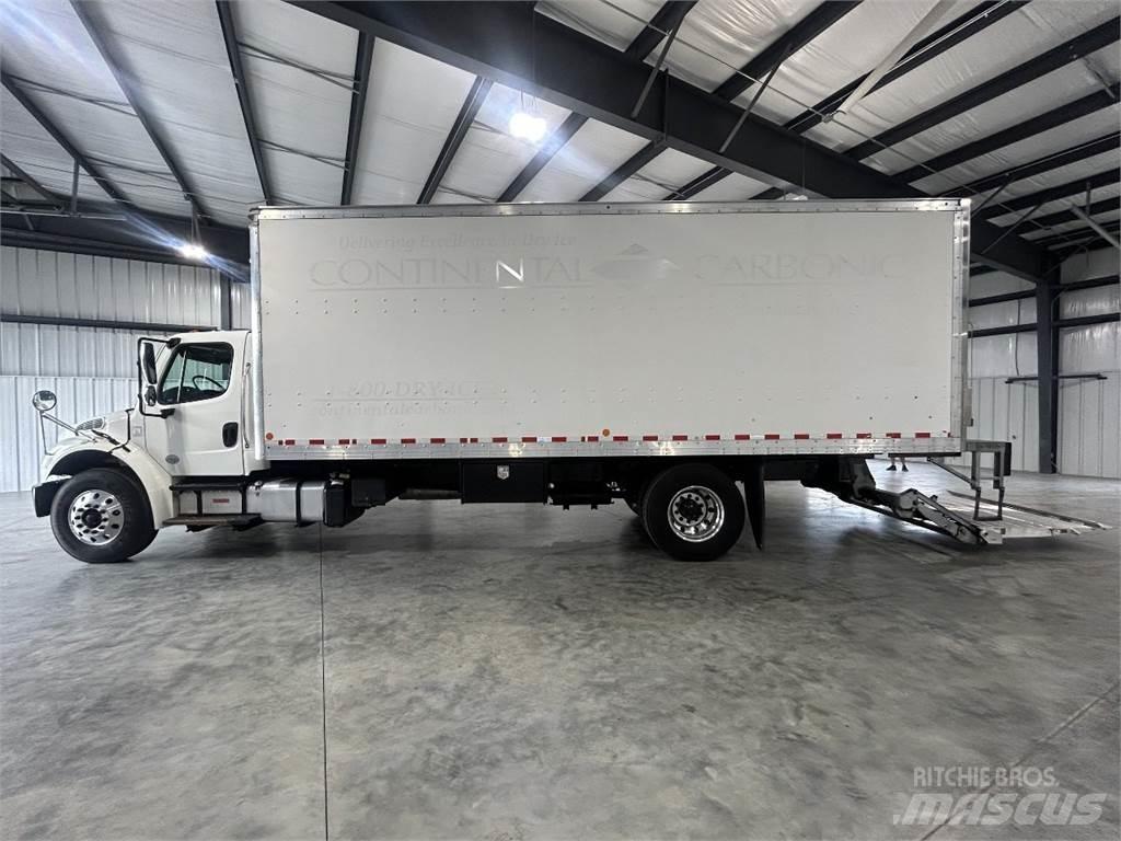 Freightliner M2 Sanduk kamioni