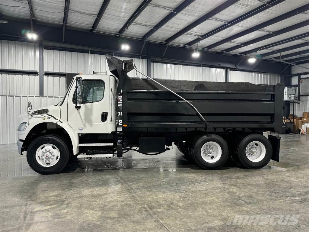 Freightliner M2 106 Kiperi kamioni