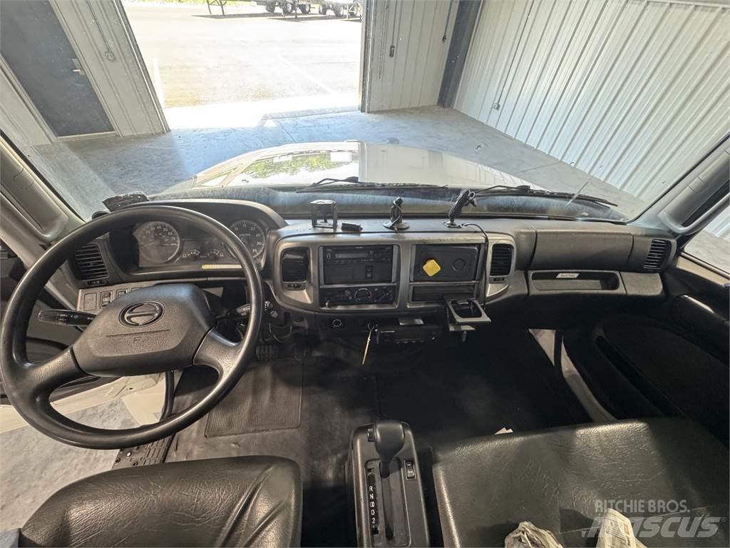 Hino 268 Kamioni hladnjače