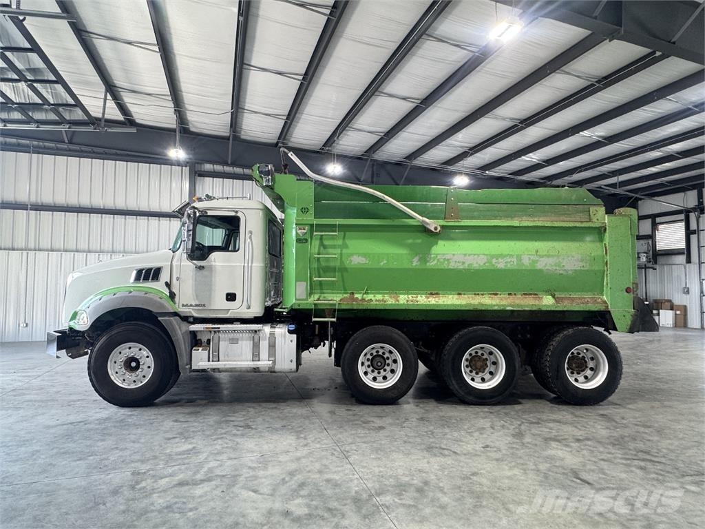 Mack Granite Kiperi kamioni