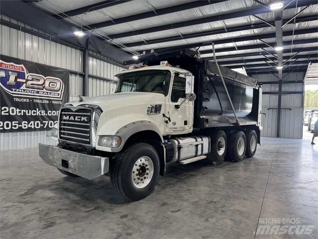Mack GU713 Kiperi kamioni