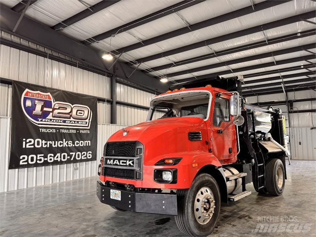 Mack MD6 Kiperi kamioni